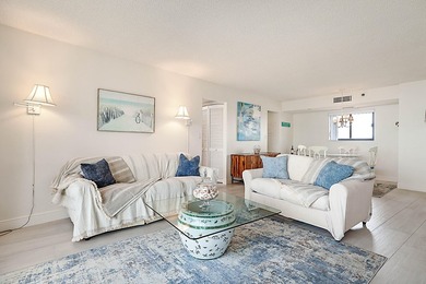 Exceptional oceanfront life style on Jupiter Beach. Offering - photo 4