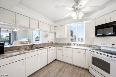 Prime island living awaits at Ocean Harbor, a gated waterfront - photo 4