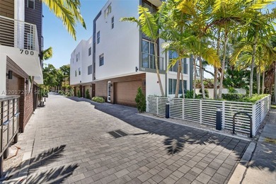 Stunning modern townhome designed for elevated everyday living - photo 2