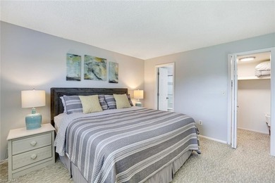 Looking for a TURNKEY, UPDATED, immaculate condition condo in a - photo 12