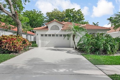 You must see this home in Palm Isles, a premier 55+ community - photo 1
