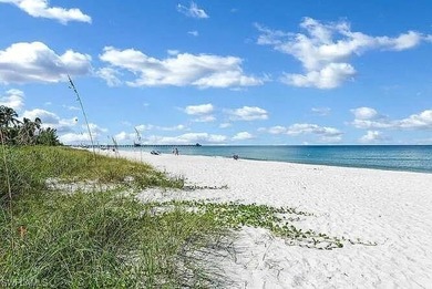 Looking for a TURNKEY, UPDATED, immaculate condition condo in a - photo 31