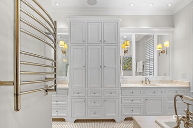 This estate offers an extraordinary blend of refined coastal - photo 34