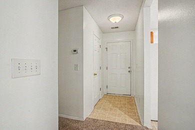 Welcome home to this well maintained 3-bedroom, 2.5 bath home in - photo 5