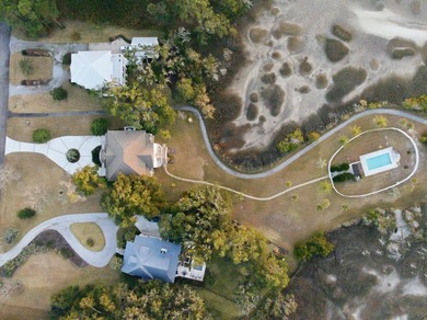 Gorgeous Lowcountry home located on true deep water in the - photo 2