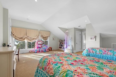 This estate offers an extraordinary blend of refined coastal - photo 47