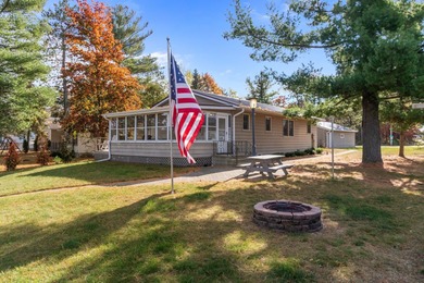 Berry Lake Home For Sale in Gillett Wisconsin