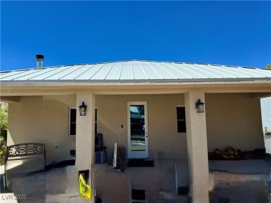 Welcome to this stunning 2-bedroom, 2-bath home that perfectly