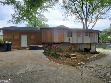 Lake Home For Sale in Gainesville, Georgia