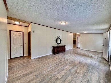 Well-manicured with room to grow! This beautiful home has 4 - photo 10