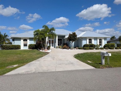 (private lake, pond, creek) Home For Sale in Lake Suzy Florida