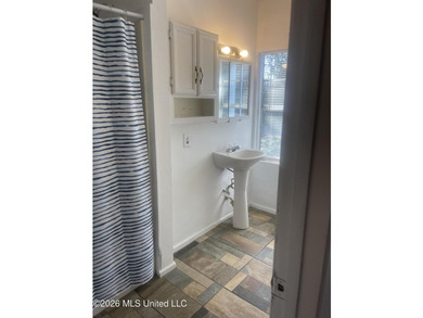 Investor Opportunity! Nestled beneath beautiful, mature oak - photo 14