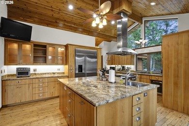 Stunning custom cedar home on 5 level acres offering the perfect - photo 16