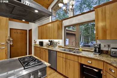 Stunning custom cedar home on 5 level acres offering the perfect - photo 18