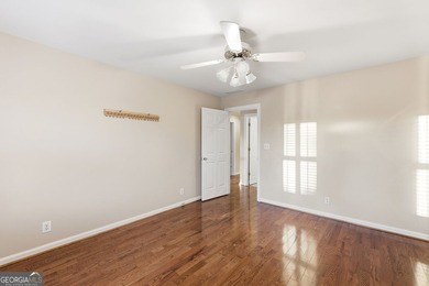 Welcome to this beautifully maintained 4 bedroom, 2.5 bath home - photo 33