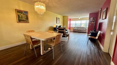 Lake Condo For Sale in Sunrise, Florida