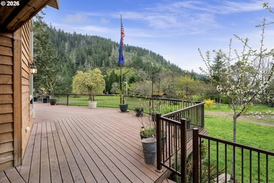 Stunning custom cedar home on 5 level acres offering the perfect - photo 42