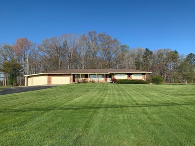 (private lake, pond, creek) Home For Sale in Morehead Kentucky