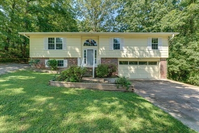 Chickamauga Lake Home For Sale in Soddy Daisy Tennessee