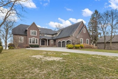 Detroit River Home For Sale in Grosse Ile Michigan