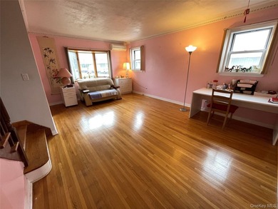61-52 149th Street, Flushing, NY 11367 R4-1 Zoning, can be - photo 18