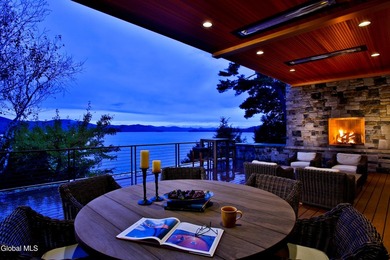 Extraordinarily private and remarkably accessible, this refined - photo 4