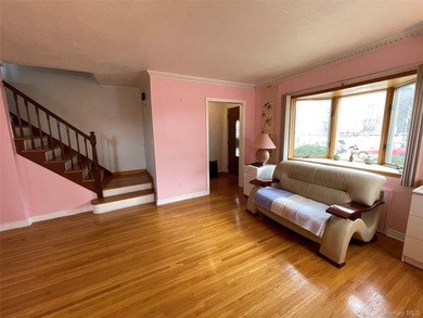 61-52 149th Street, Flushing, NY 11367 R4-1 Zoning, can be - photo 26