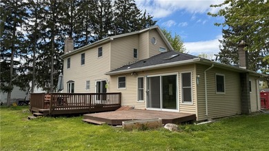 This 5 Bedrooms and 2.5 Bath home w/ in-law setup is located on - photo 30