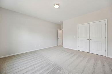 THIS NEWLY COMPLETED CHARLESTON II PLAN BY LANDMARK 24 HOMES - photo 33