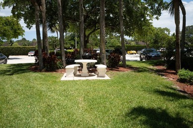 901 Seafarer Cir 306 - photo 41