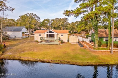 (private lake, pond, creek) Home For Sale in Sunset Beach North Carolina