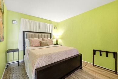 Welcome to Ocean Villas, where beachside convenience and relaxed - photo 9