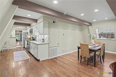 Welcome to 898 Buerger Lane on the Guadalupe River's beautiful - photo 6