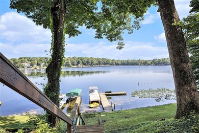 Clear Lake Paradise Awaits! Own over 80 feet of private frontage - photo 2