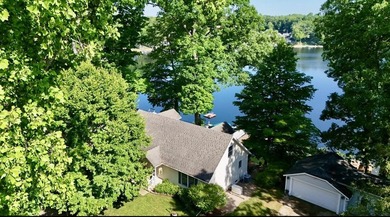 Clear Lake Paradise Awaits! Own over 80 feet of private frontage - photo 5