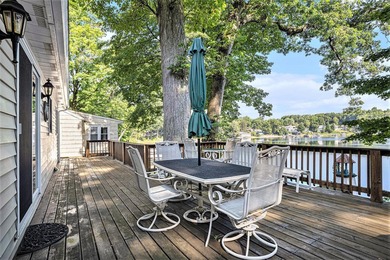 Clear Lake Paradise Awaits! Own over 80 feet of private frontage - photo 6