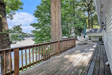 Clear Lake Paradise Awaits! Own over 80 feet of private frontage - photo 7