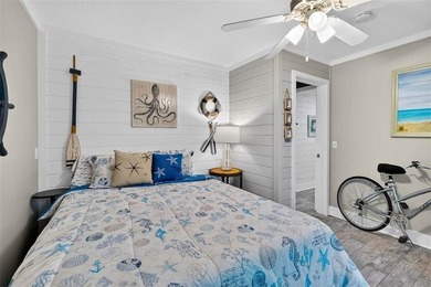 Nestled beneath a canopy of live oaks in the heart of St. Simons - photo 14