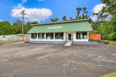 ***Retail Property for Sale - 3,740 SF on Jefferson Davis Hwy -