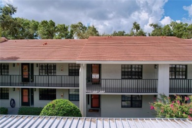 Lake Condo For Sale in Clearwater, Florida