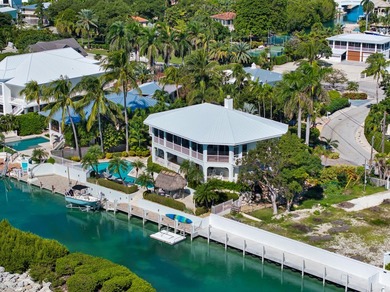 An Oceanfront Masterpiece with Infinite Horizons Commanding a - photo 2