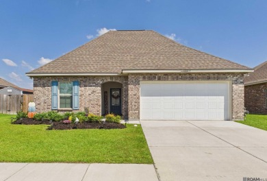 Lake Home For Sale in Prairieville, Louisiana