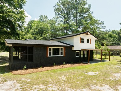 Welcome to Saint Stephen! Come fall in love with this beautiful - photo 3