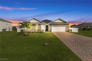 Beautiful 4-bedroom, 2-bath home in desirable Cape Coral - photo 3