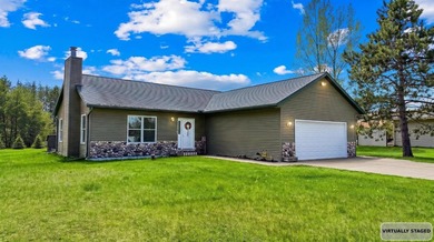 Lake Nokomis Home Sale Pending in Tomahawk Wisconsin