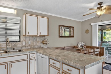 Welcome to your island retreat in the sought-after community of - photo 7