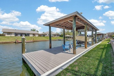 $50,000 REDUCTION! Location, location!! Waterfront dream home - photo 9