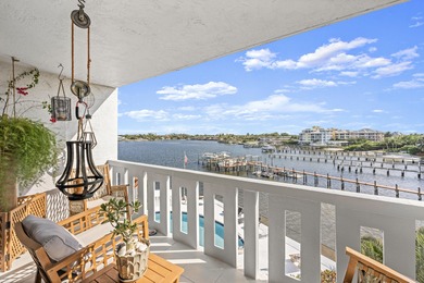 Beautifully remodeled 2-bedroom, 2-bath Intracoastal residence