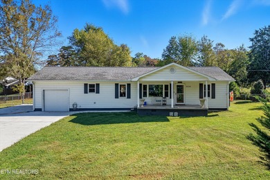 Melton Hill Lake Home Sale Pending in Oak Ridge Tennessee