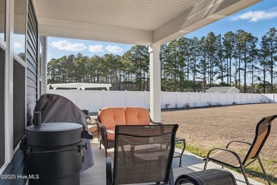 Move-in ready and only 3 years old! This spacious 4-bedroom - photo 33